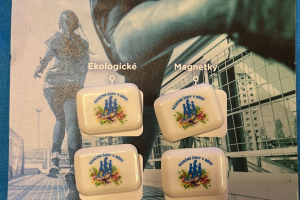 Magnetky pro uchycení závodního čísla